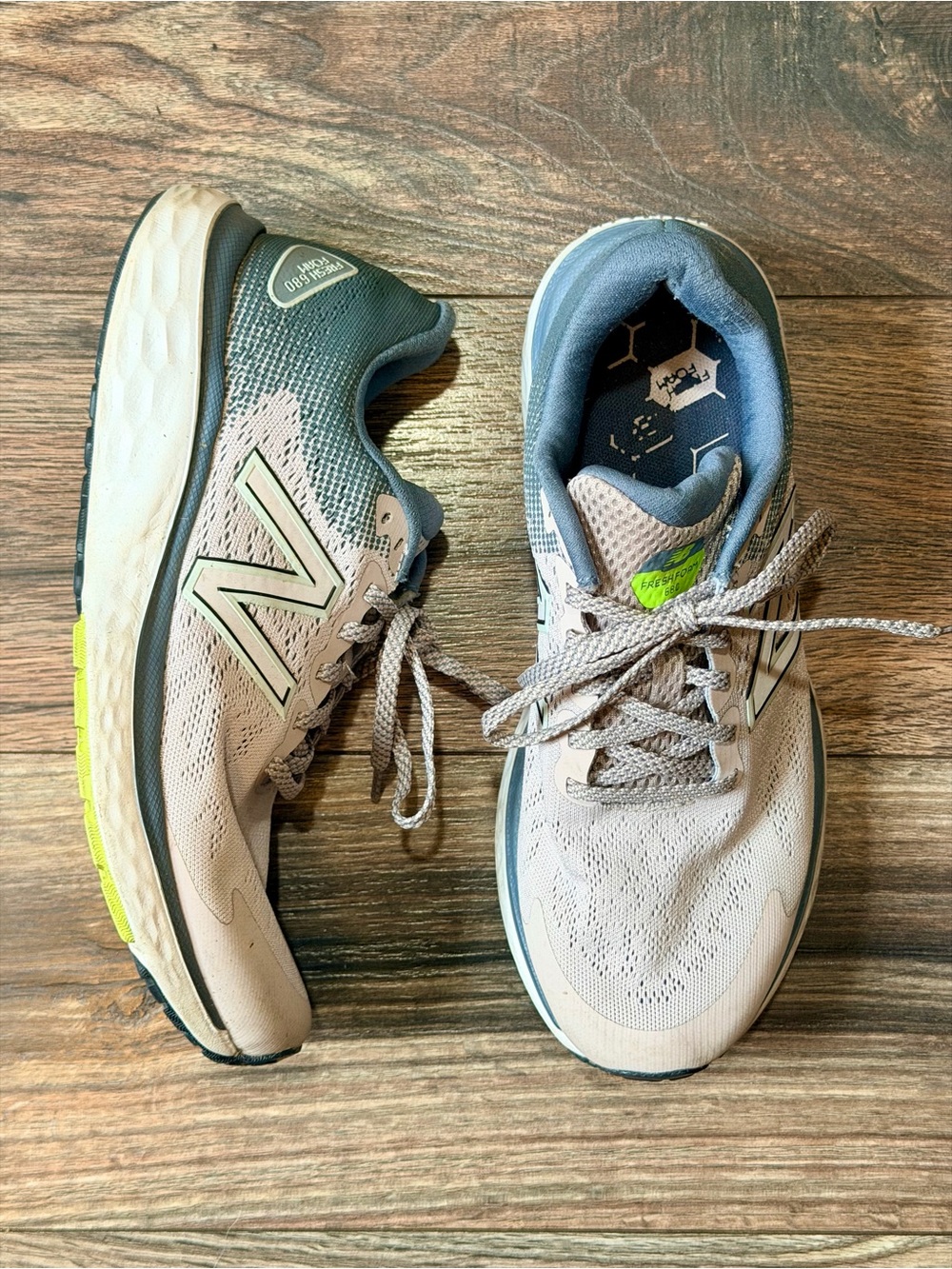 New Balance Women's Fresh Foam 680v7 size 8.5
